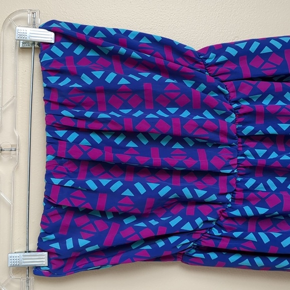 Small Toska Dress Bright Geometric No Sleeves Gathered at the Waist Hi Lo - Picture 3 of 11